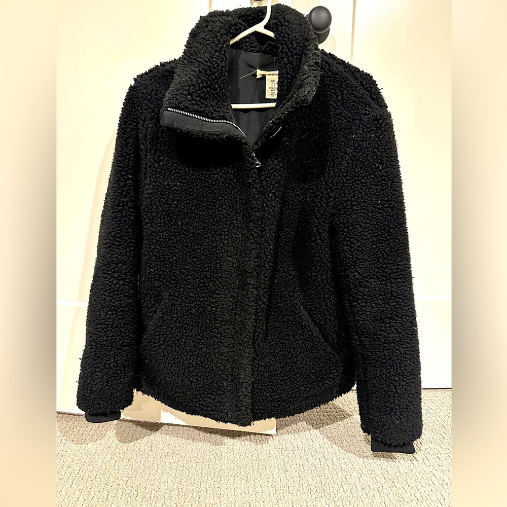 Black fleece bomber jacket